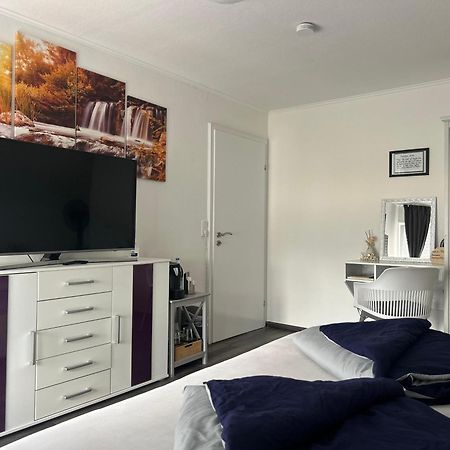 Privat Cozy Room In Mudau Exteriér fotografie